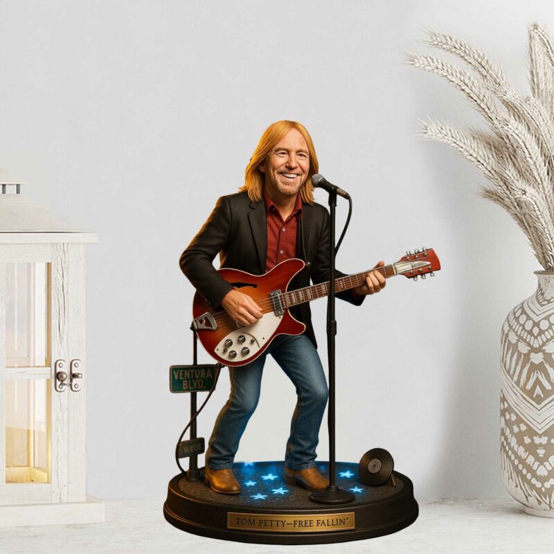 TPT Acrylic Standee MNG5425NVH - Image 6