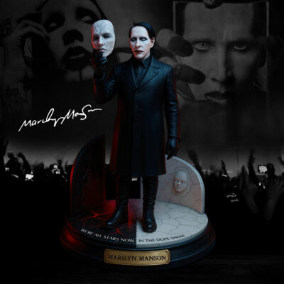 MARY Acrylic Standee MNG5467NTS